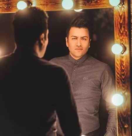 پویا بیاتی خودمونیم