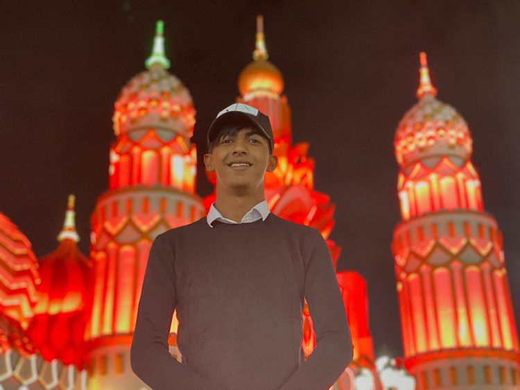 مهرزاد نوازنده در کشور ما جنگه