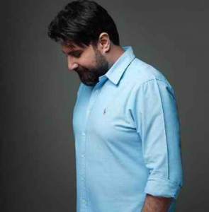 دانلود ریمیکس خنده هاتو قربون از محمد علیزاده 