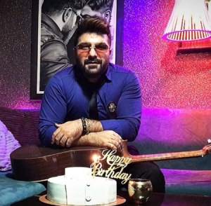 دانلود ریمیکس یک ماه و چهل روز از مجید خراطها 