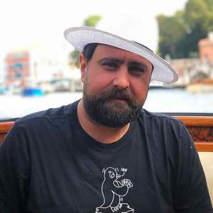 دانلود ریمیکس همینه که هست از محمد علیزاده 