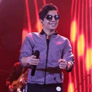 کد پیشواز بیقرارم از محسن ابراهیم زاده 