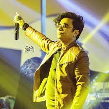 کد پیشواز عاشق شدن از محسن ابراهیم زاده 