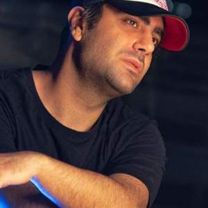 کد پیشواز قدم بزن با من از مهدی جهانی 