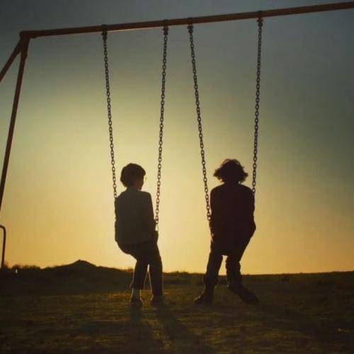 بیدل برزویی چاو رَش وَرفشا منی له ناو باغِ دلِ منی