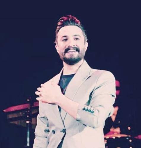 راغب من از تمام دنیا شبی بریدم تو را که دیدم