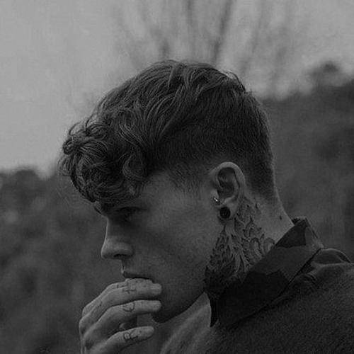 امیر خلوت بی رنگ