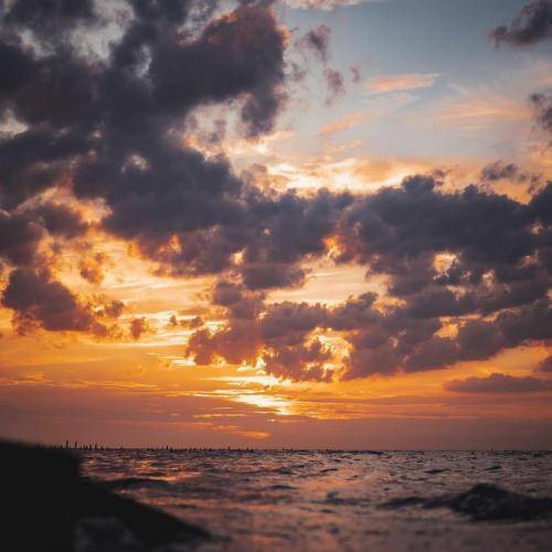 ریم السواس عتابا دعیني یا قبر