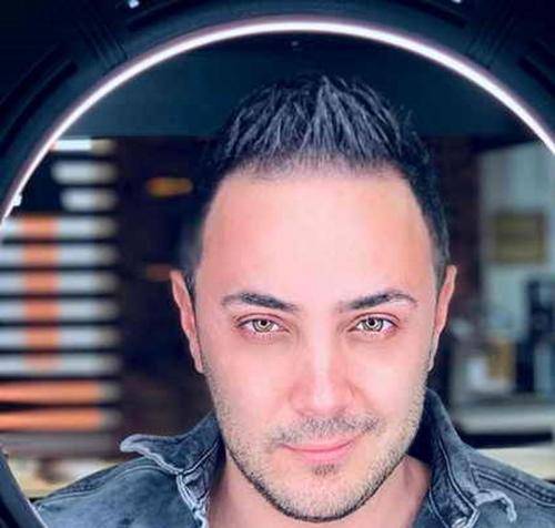 ناصر زینلی قربونت برم بیدارشو چرا خوابیدی بلندشو خوشگلم