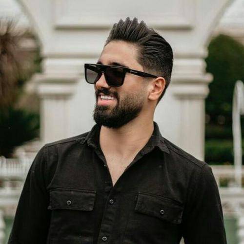 جواد عباسی ته‌ سرمایه‌ مه‌ آبروعه