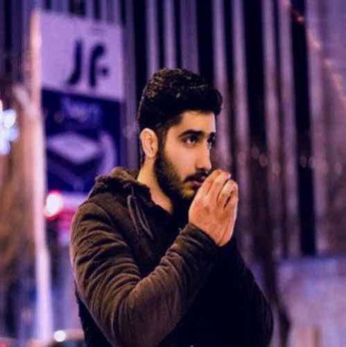 محمد امیری یه خط خاموش و یه تن خط خطی