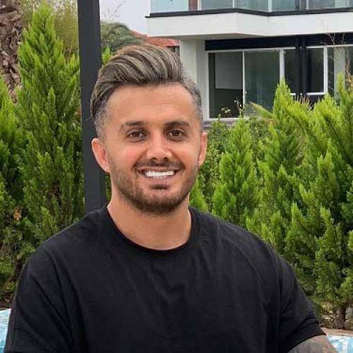 ابی عالی قبل تو هیشکی دنی به عاشقی بلد نومه