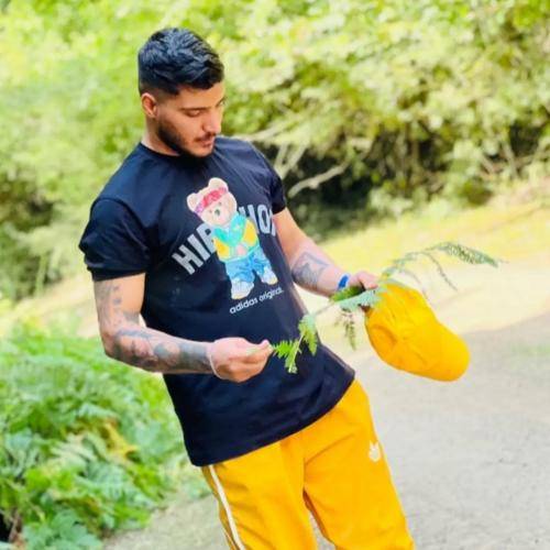 آرمین برمایه خود زانی مه نیرم باکی گشت کشم