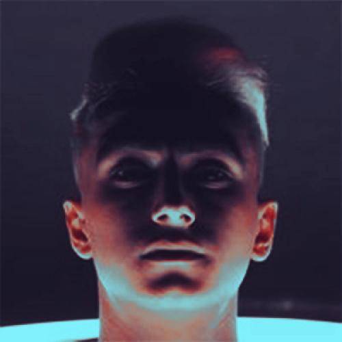 مهدی مولاد وای چشم تا میچرخونم میبینم همه جا نشسته