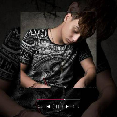 امید کرمی تو واسه لات بودن زیادی خوشگلی