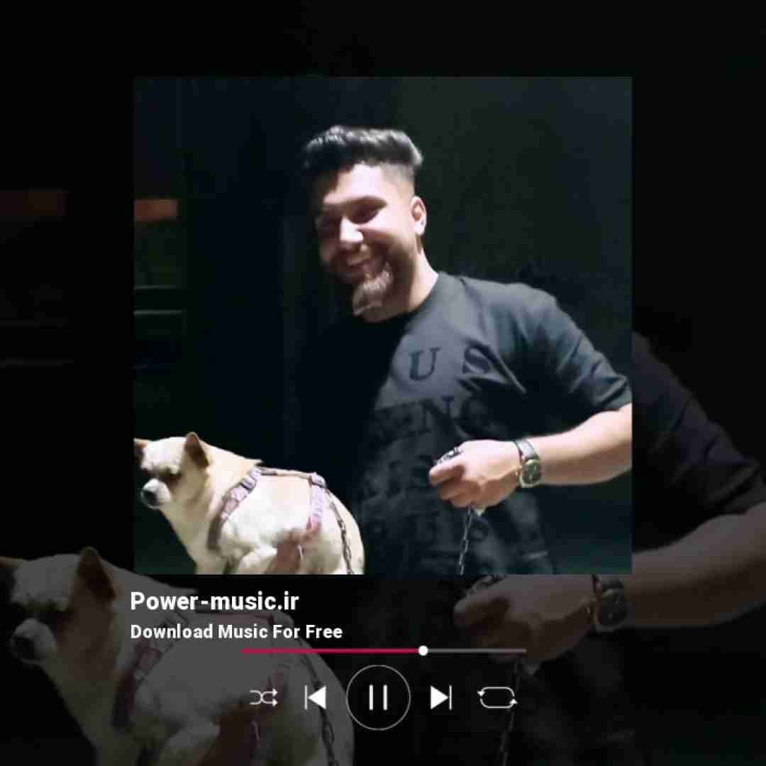 حامد سنجابی بنیشیده ژیر داری یکیگیش عرق باری