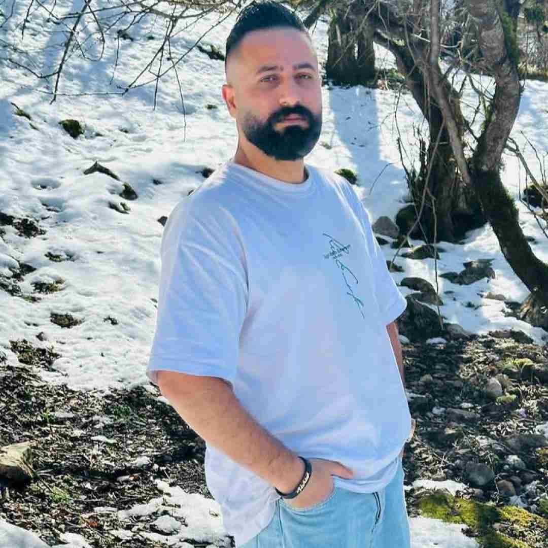 وحید مرادی تنها رفیق و غصه خواری آ برار