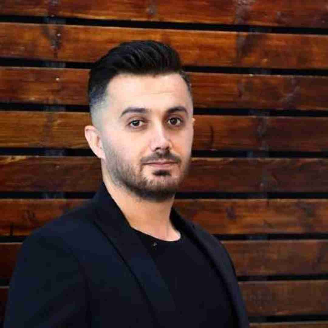 ابی عالی دلداده ی توام رویای هر شبی