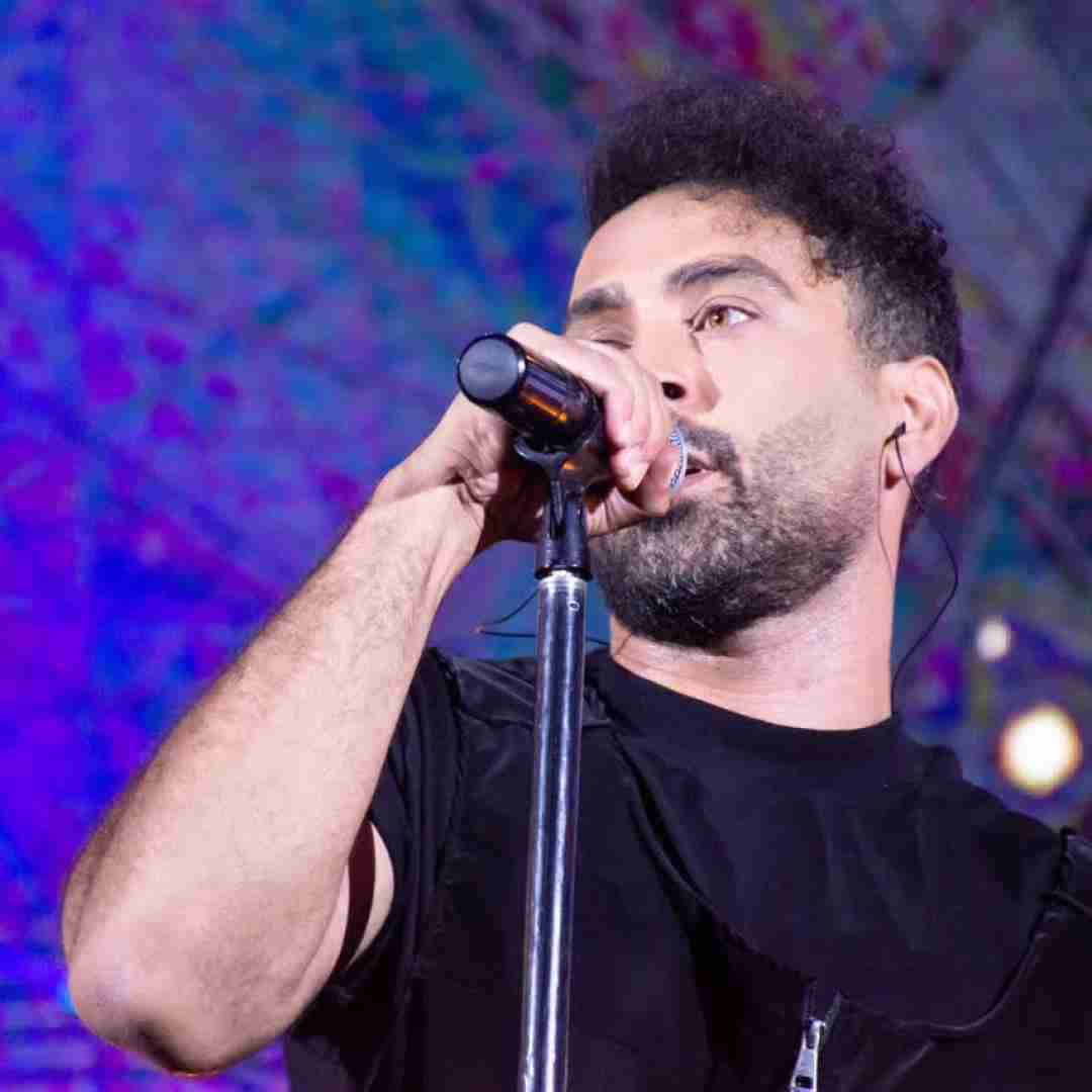 احمد سلو لبخند