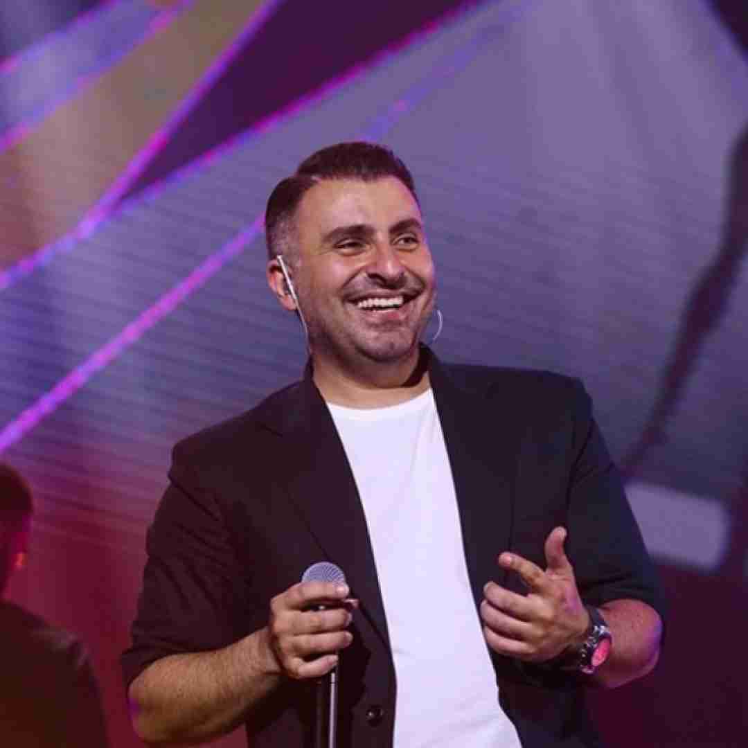 علیرضا طلیسچی بی پناهی نکشیدی قدر آغوشو بفهمی