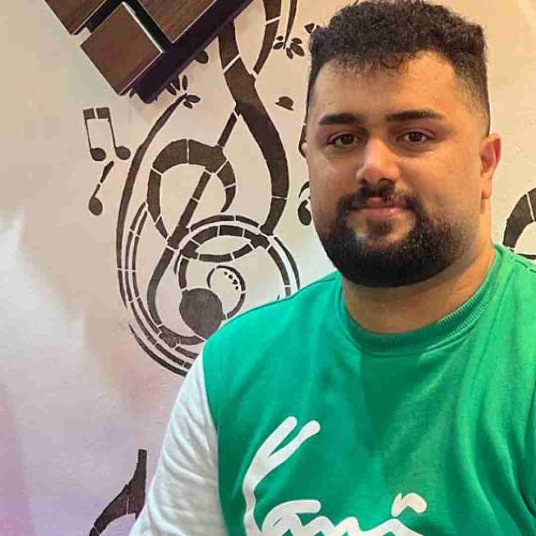 بهنام حسن زاده گل خش بوی من تو‌ چنه قشنگی