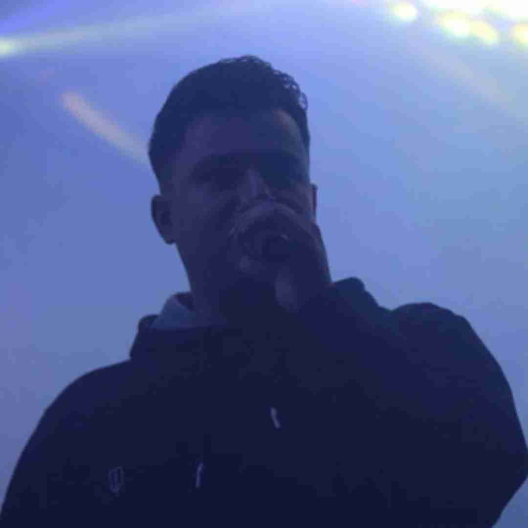 رامین کرمی و آترون بغل