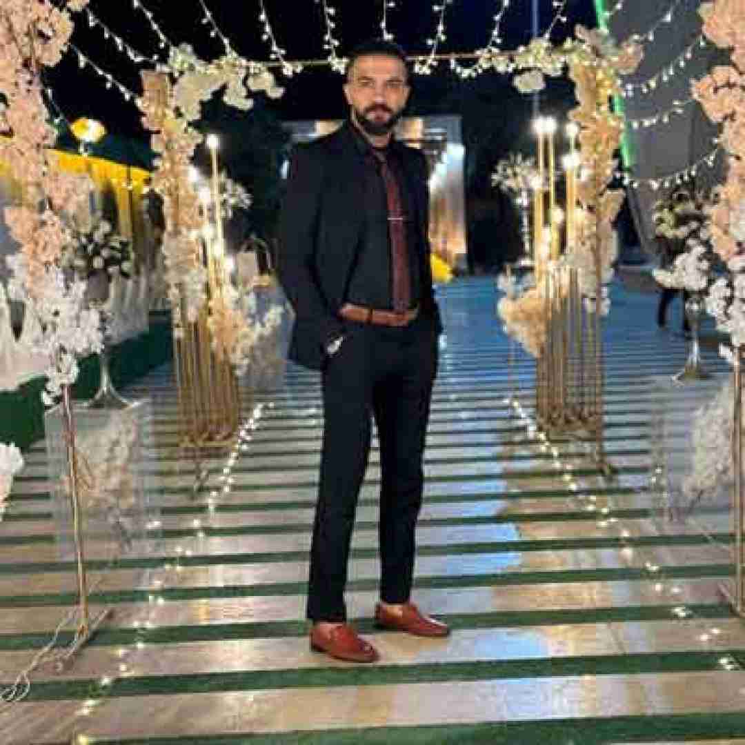 محمود درزاده تفنگی که در خود ندارد فشنگ به کارت نیاید