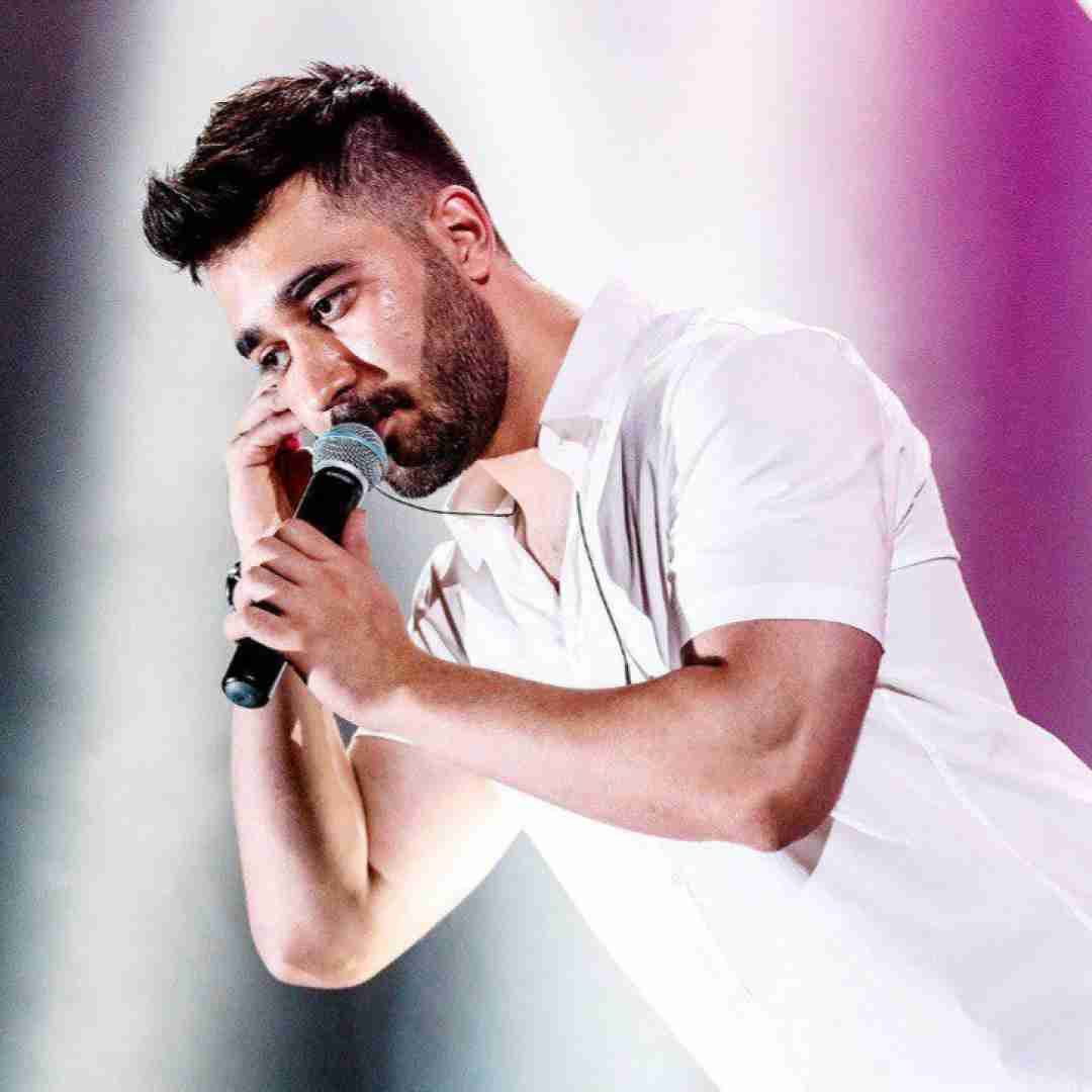 علی یاسینی سر هم کردی تو تیکه هامو از نو پیش هم