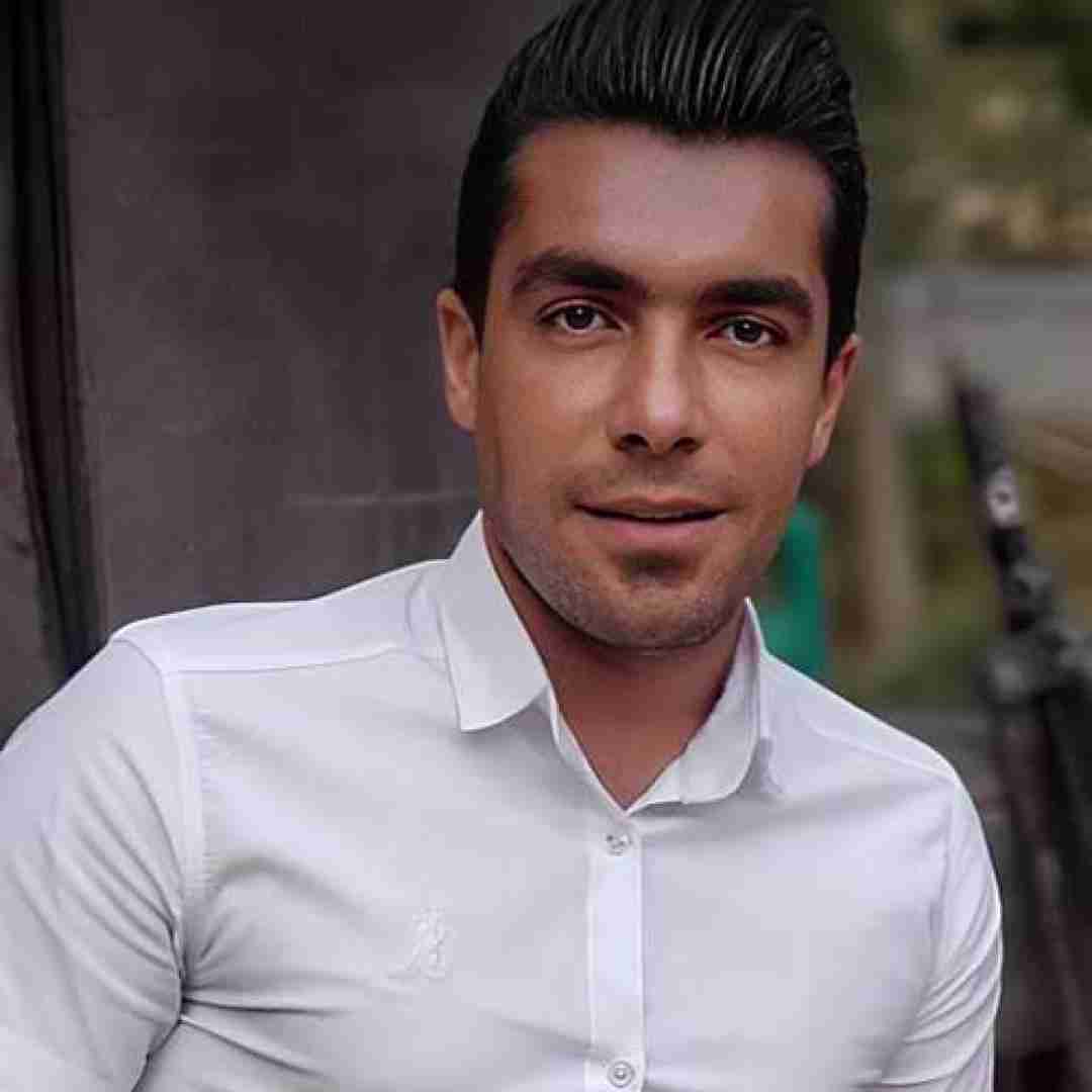 فرشید حکمتی علی برونش