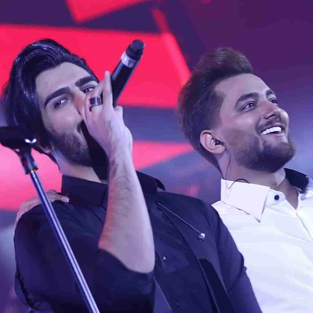 ماکان بند من زندگیم ازت شب و روز شده پر از نشونه