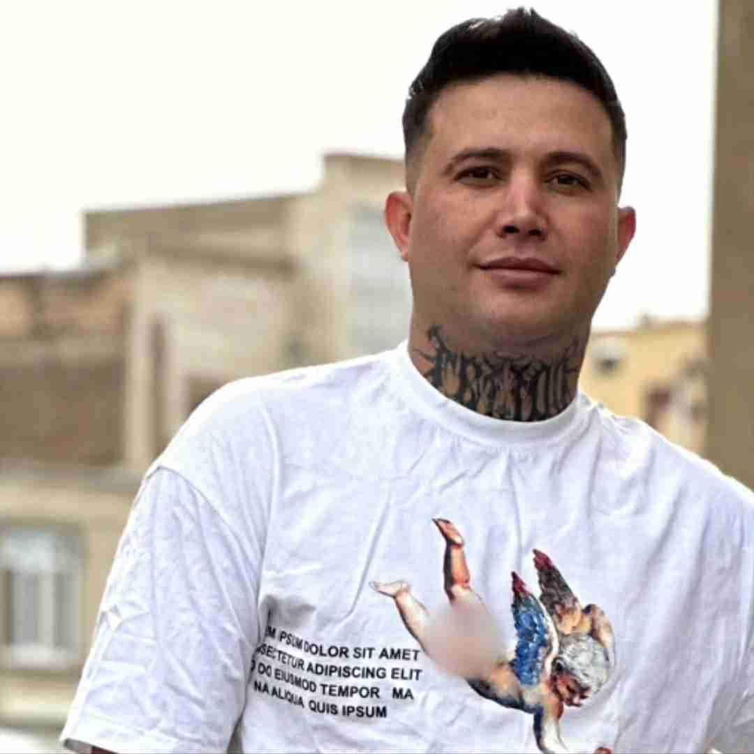 علی احمدیانی منو الله بالاییم همون همون رفیق تنهاییم