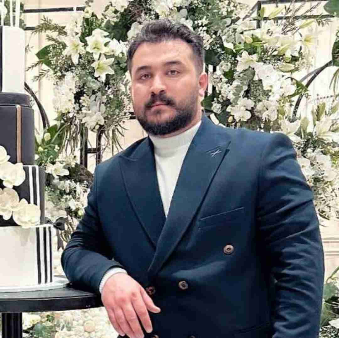 رضا کرمی تارا یکی احوالد و مه پرسی و پی وتم‌ که بد روزگاری