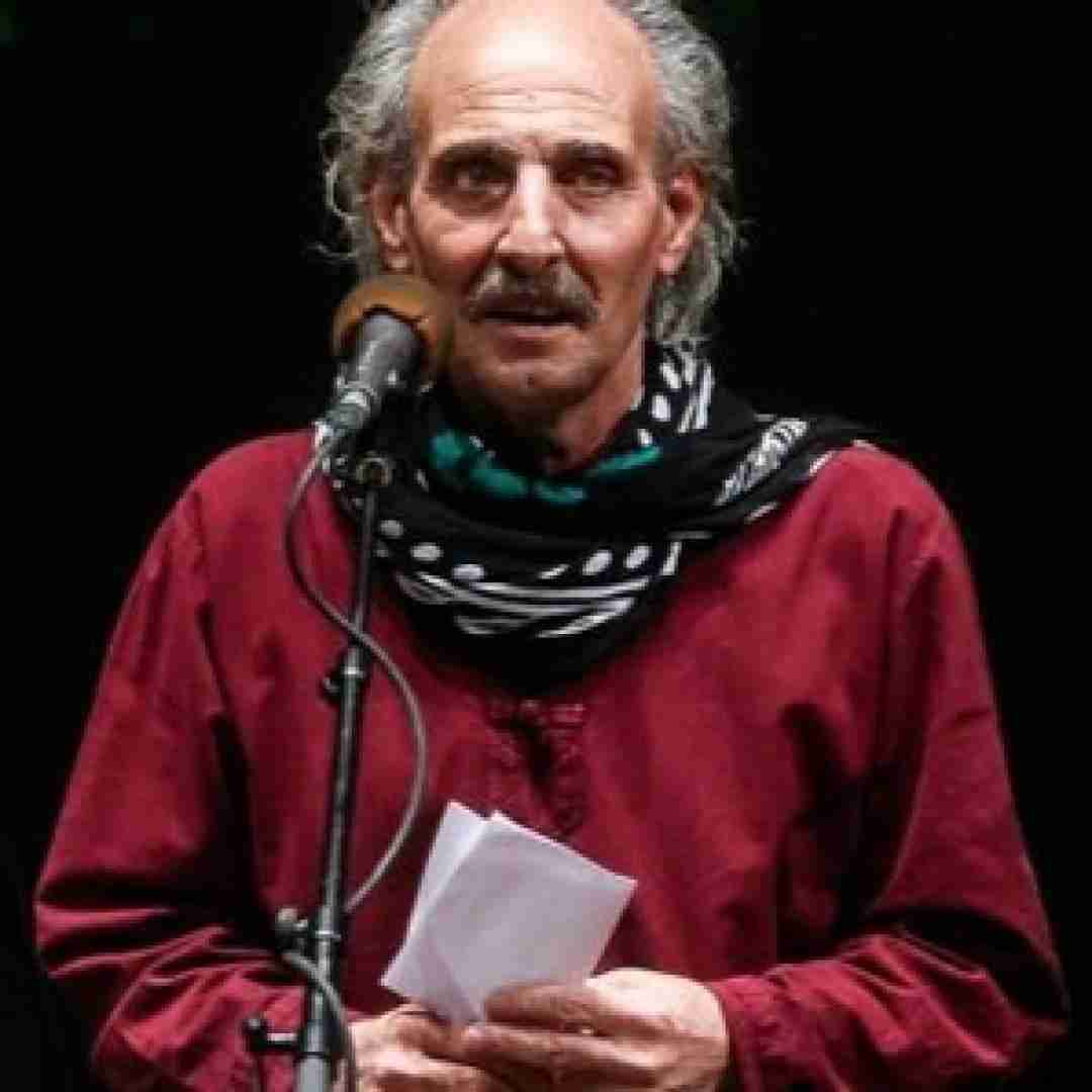 ایرج رحمانپور توز سر ر گوت نازارم ها می ری د دسم