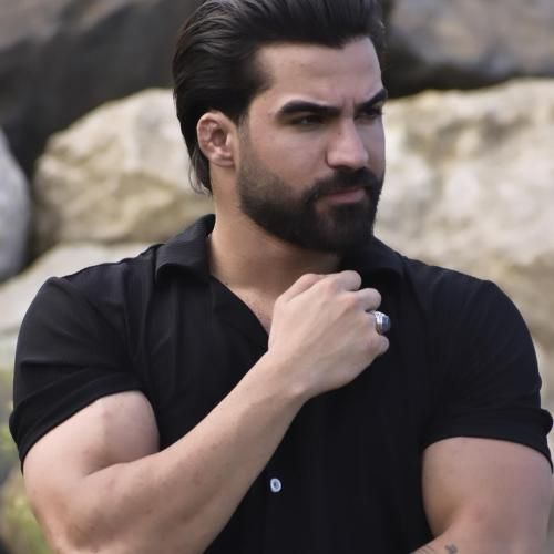 حمیدرضا بابایی طاقتم بی طاقته زدی مثل صاعقه