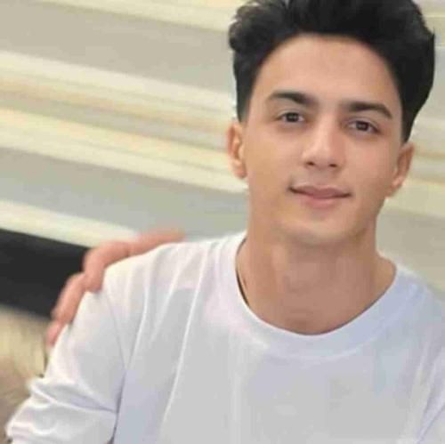 ابوالفضل رحیمی اونایی که چال گونه دارن یه خال نشونه دارن