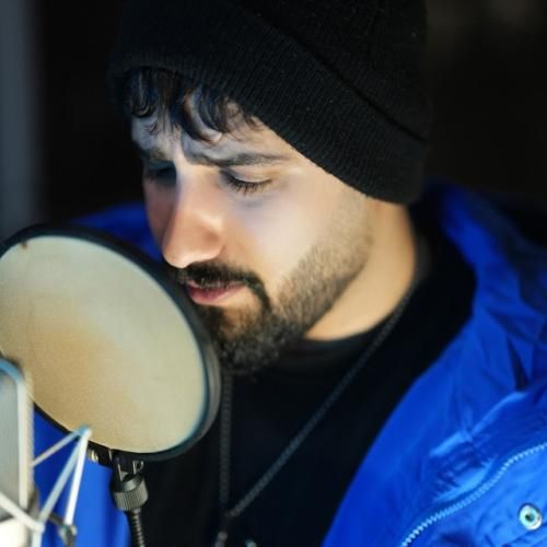 محمد امیری دیوانه کوشی انقد درد دارم مه بی خاوم