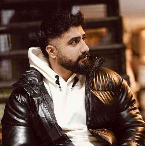 محمد امیری به ناموس برنمیگردم برای بنده سر خم نکردم