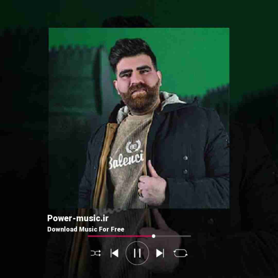 میلاد بیرانوند آسمون به اون گپی گوشش نوشته