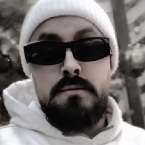 امیر رادان من ادامه میدم