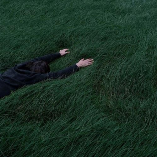 یکی اومده جات خیلی مهربون تر از تو