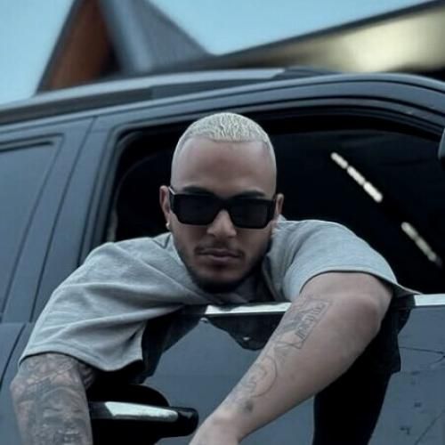 مهیار ﺣﻮﺻﻠﻪ ی ﻫﻴﺸﻜﻰ ﻧﻰ ﺟﺰ ﺗﻮ ﻳﻜﻰ ﺑﻴﺎ