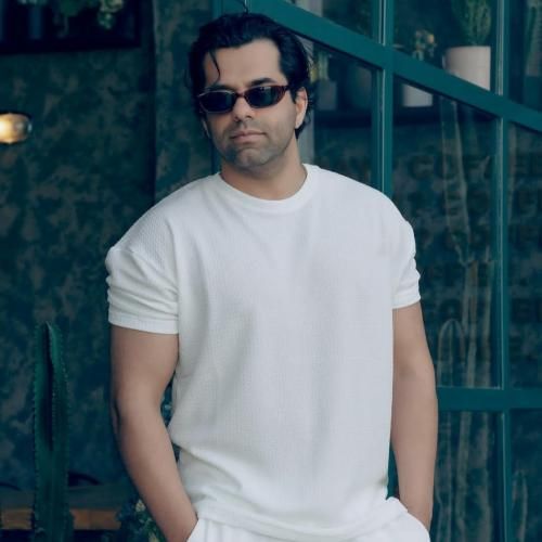 رضا بهرام بی خبر