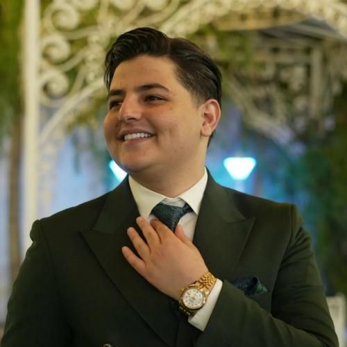 اشکان فتحی همه میگن ول کن همش خرافاته نمیدانن