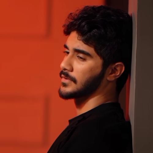 امیر ثابتی گلوم