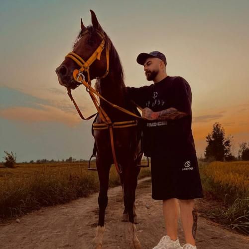 مهدی آبگون بمرده مار بمردمه