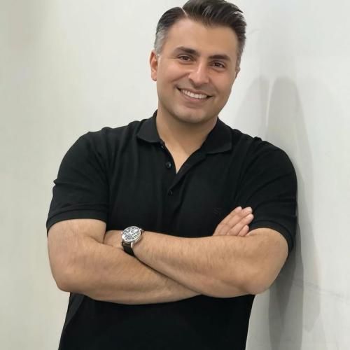 علیرضا طلیسچی درخت سر سپرده ی عشق تبر