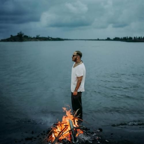 اشوان من دلم تنگه و بیماره و بی تابه برات