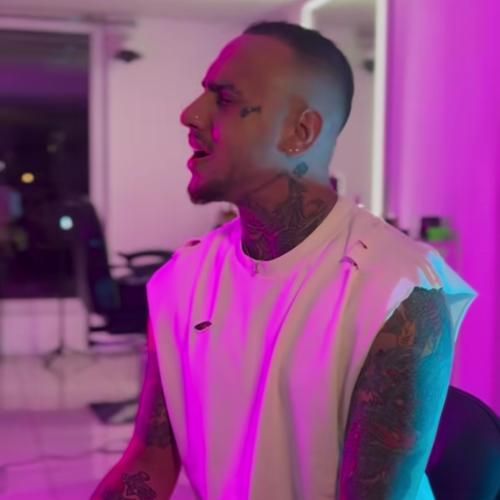 شایان یو تا میاد هرکی پیشم هی از رفتن حرف میزنم