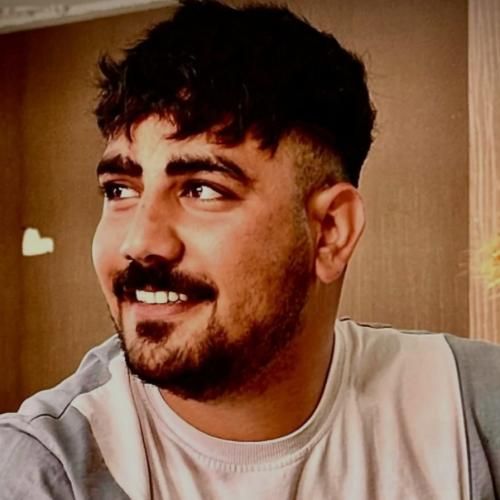 یزدان همتی الله