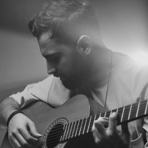 امیر آیهان چیه